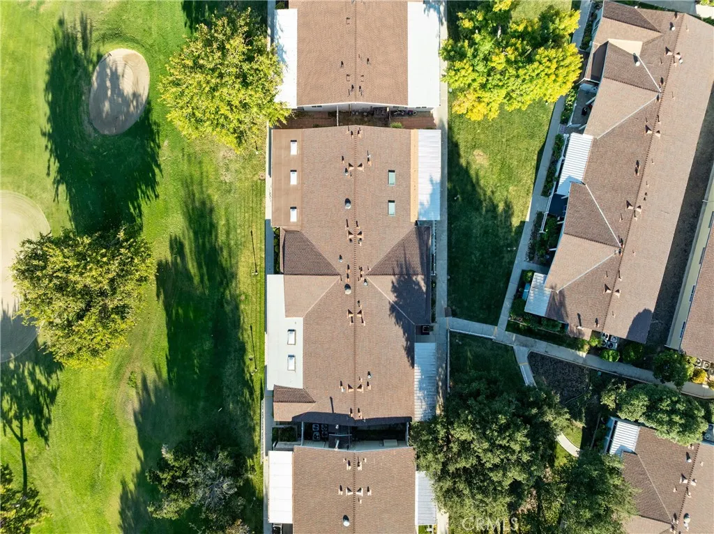 19211 Avenue Of The Oaks A, Newhall, California 91321 home-pic-53